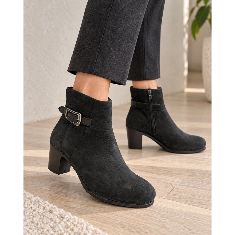 Dansko Hartley Black Nubuck Buckle Ankle Boots Side Zip Block Heel 7.5-8 EU 38